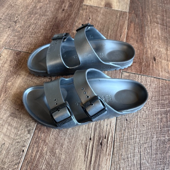 Birkenstock Eva Arizona Silver grey sandals size 37 women’s size 6 regular/ wide - Picture 4 of 8